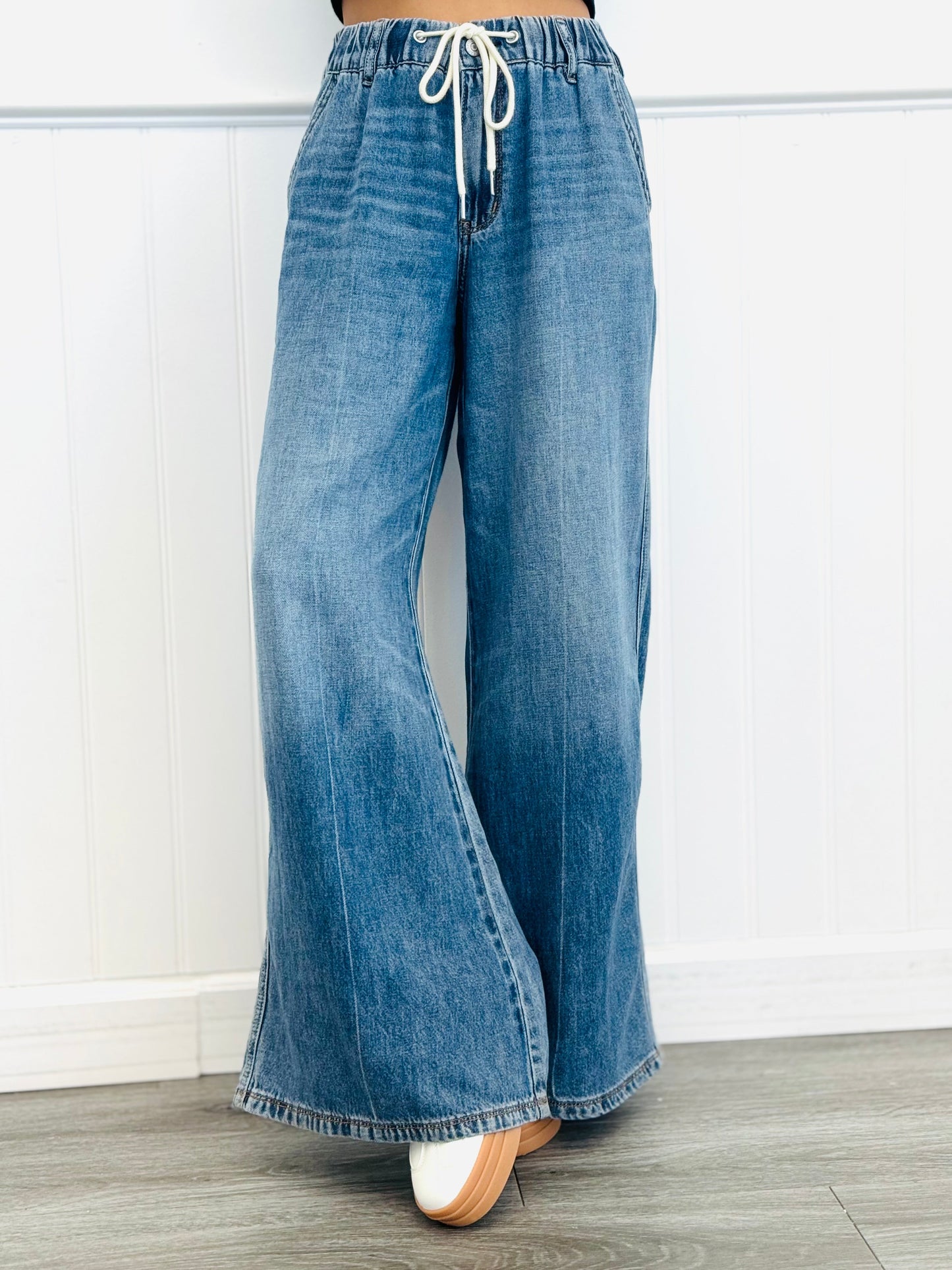 Judy Blue Slouchy Sue Palazzo Jeans