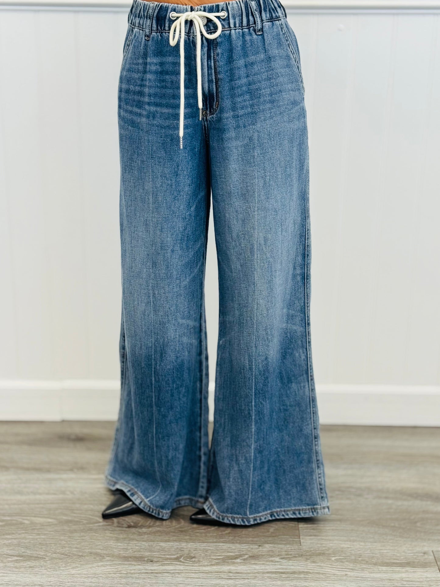 Judy Blue Slouchy Sue Palazzo Jeans